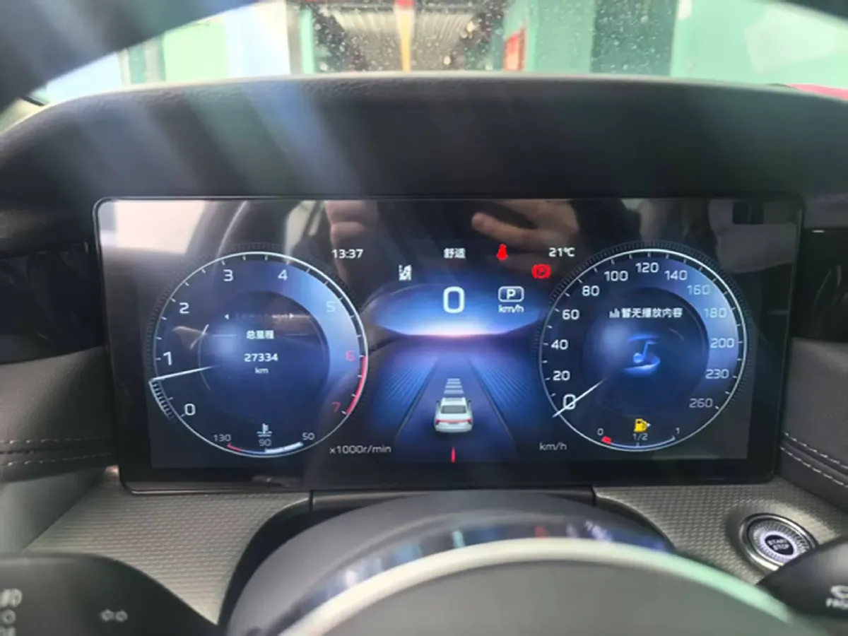 2024 HongQi H5 2.0T 224HP L4 8AT,autocango,china used car exporter,china ev exporter,chinese used car exporter,chinese used ev exporter