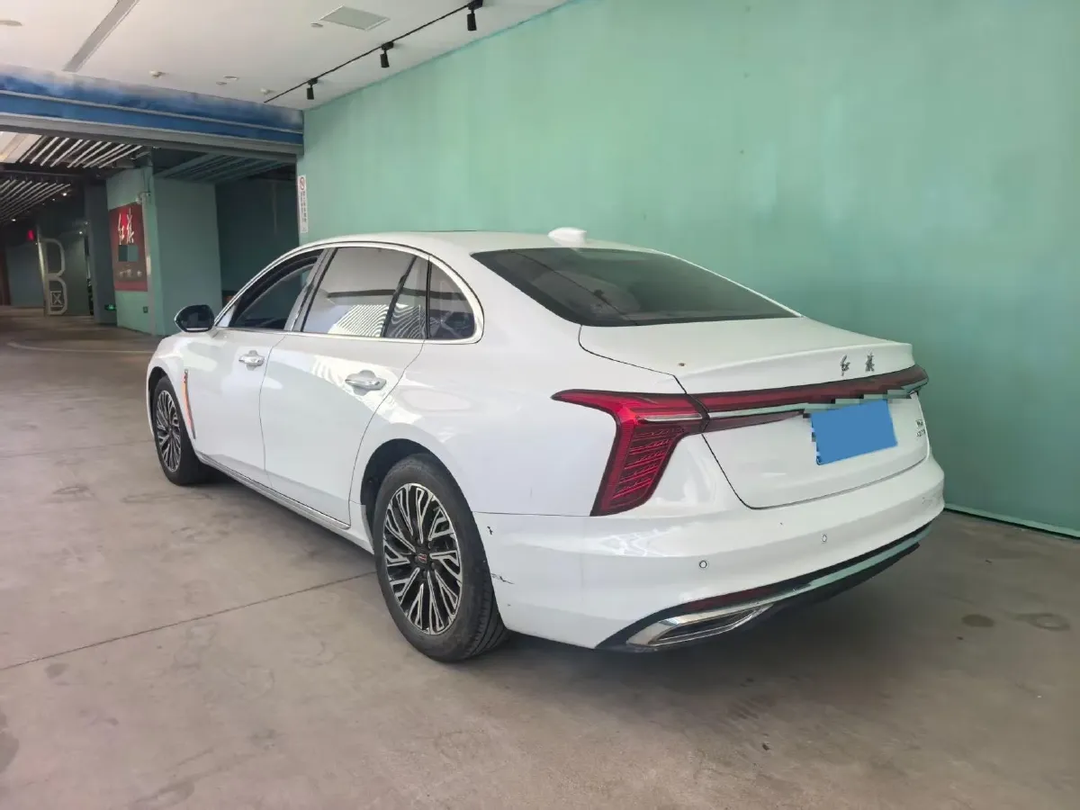2024 HongQi H5 2.0T 224HP L4 8AT,autocango,china used car exporter,china ev exporter,chinese used car exporter,chinese used ev exporter