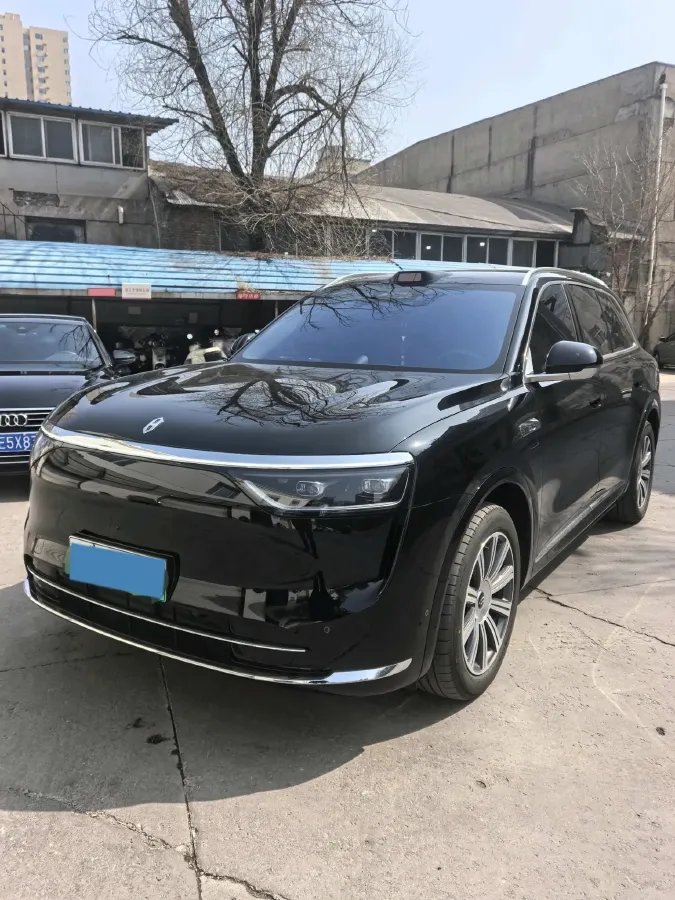 2025 AITO AITO M8 REEV 160HP REEV 53.4KWH,autocango,china used car exporter,china ev exporter,chinese used car exporter,chinese used ev exporter
