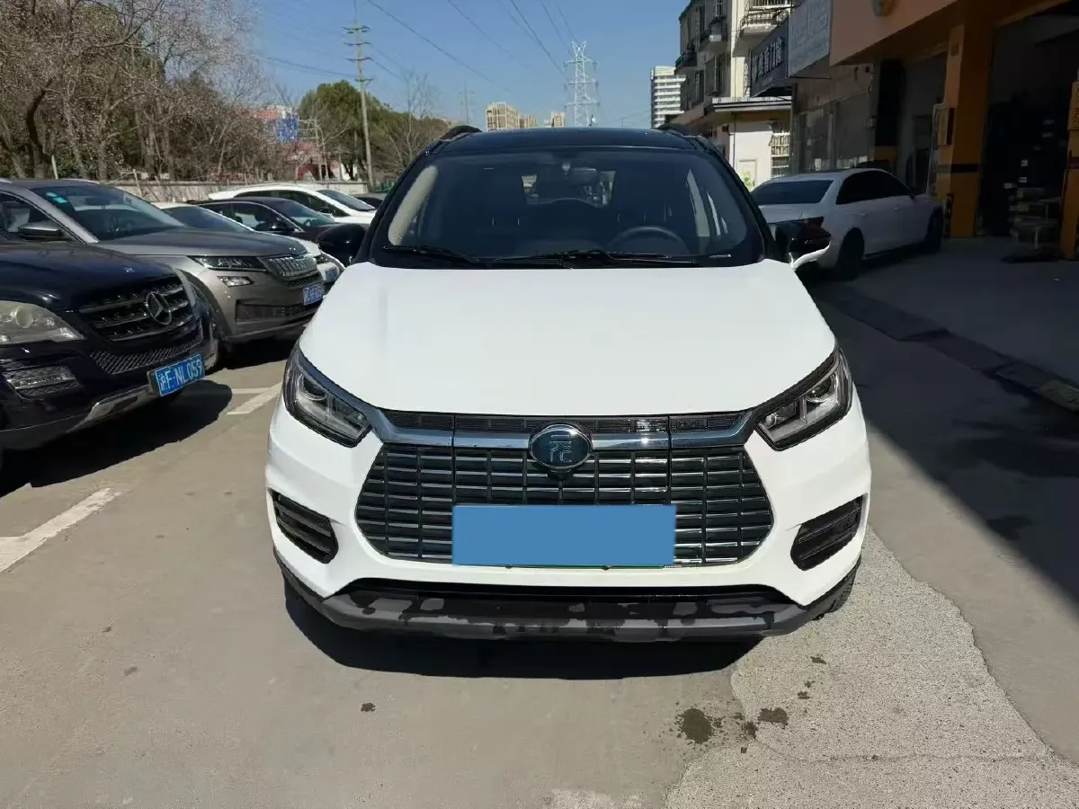 2018 BYD Yuan BEV 43.2KWH,autocango,china used car exporter,china ev exporter,chinese used car exporter,chinese used ev exporter