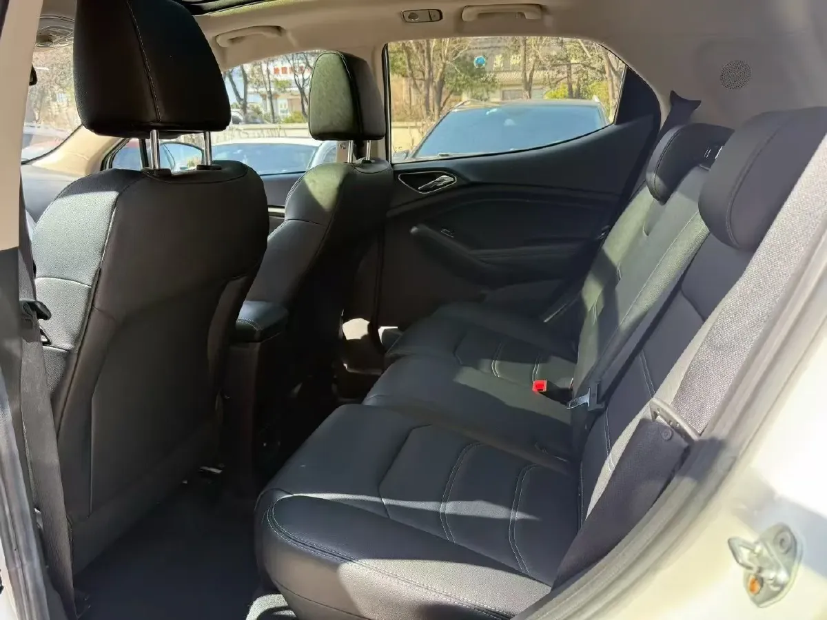 2018 BYD Yuan BEV 43.2KWH,autocango,china used car exporter,china ev exporter,chinese used car exporter,chinese used ev exporter