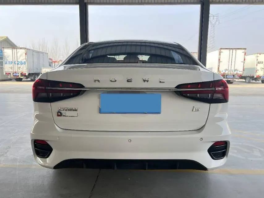 2021 Roewe i5 1.5L 120HP L4 CVT,autocango,china used car exporter,china ev exporter,chinese used car exporter,chinese used ev exporter