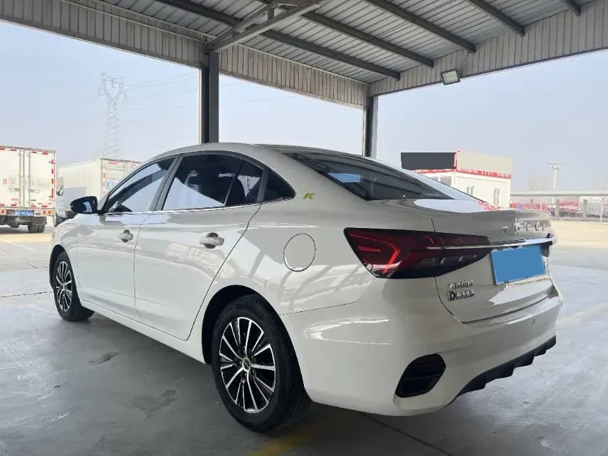 2021 Roewe i5 1.5L 120HP L4 CVT,autocango,china used car exporter,china ev exporter,chinese used car exporter,chinese used ev exporter