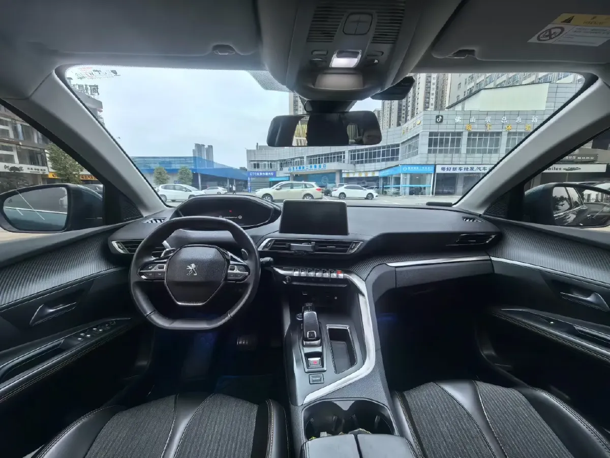 2019 Peugeot 5008 1.6T 167HP L4 6AT,autocango,china used car exporter,china ev exporter,chinese used car exporter,chinese used ev exporter