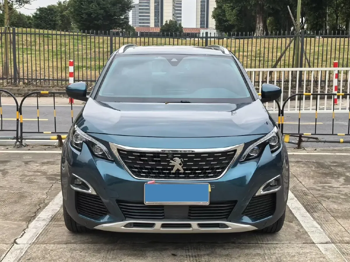 2019 Peugeot 5008 1.6T 167HP L4 6AT,autocango,china used car exporter,china ev exporter,chinese used car exporter,chinese used ev exporter