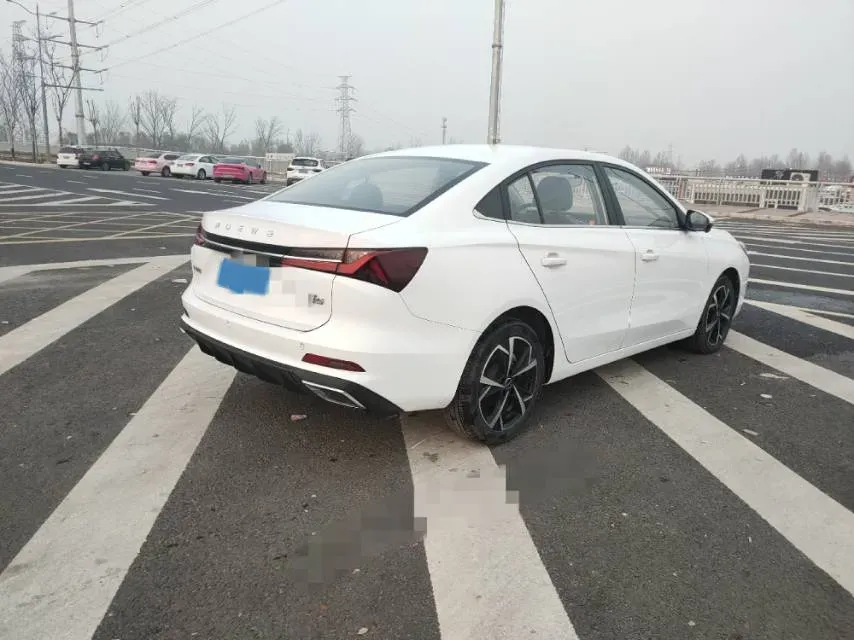 2023 Roewe i5 1.5L 129HP L4 CVT,autocango,china used car exporter,china ev exporter,chinese used car exporter,chinese used ev exporter