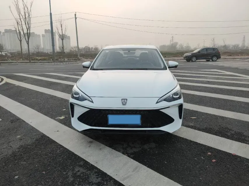 2023 Roewe i5 1.5L 129HP L4 CVT,autocango,china used car exporter,china ev exporter,chinese used car exporter,chinese used ev exporter