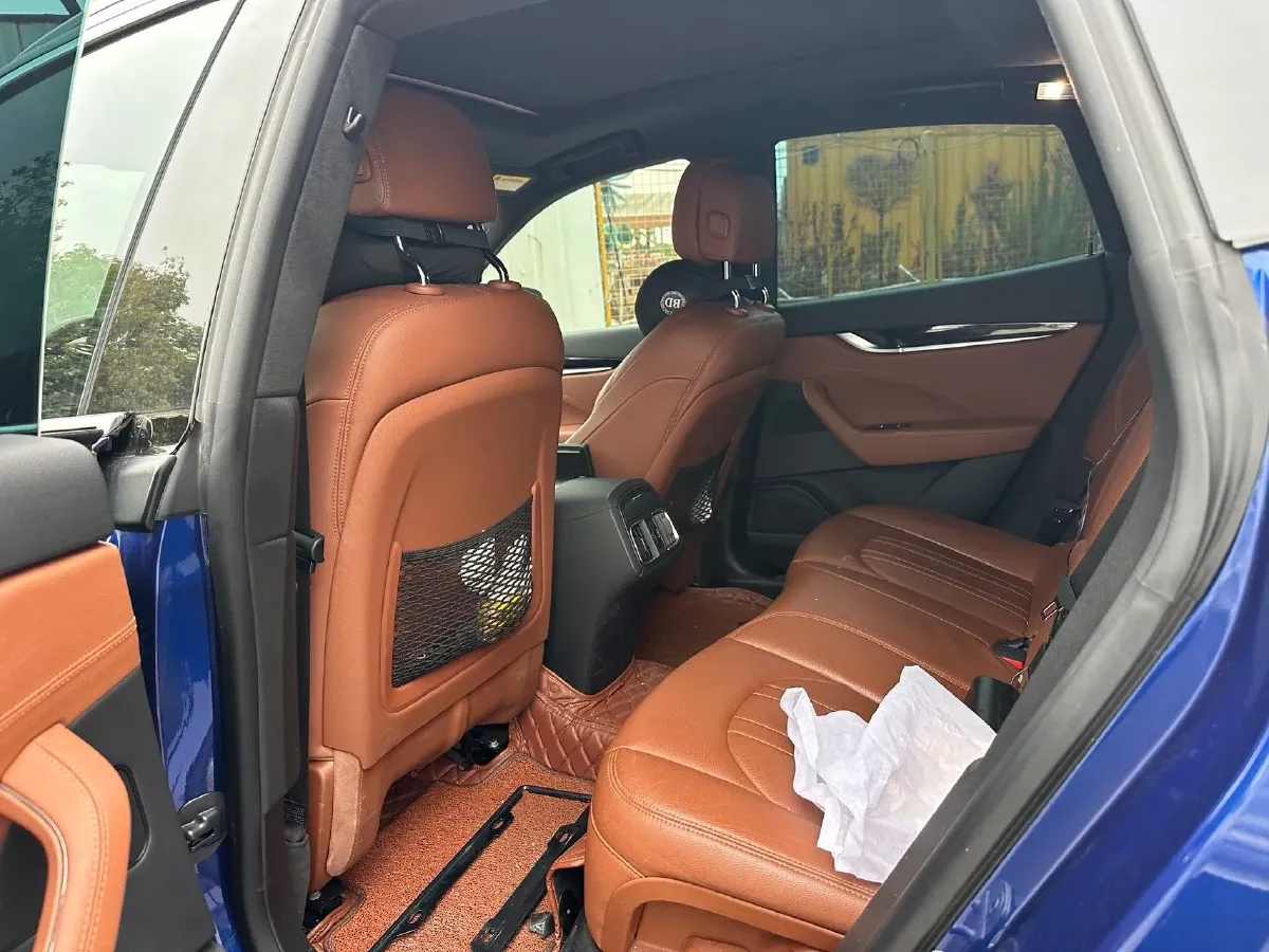 2021 Maserati Levante 3.0T 350HP V6 8AT,autocango,china used car exporter,china ev exporter,chinese used car exporter,chinese used ev exporter