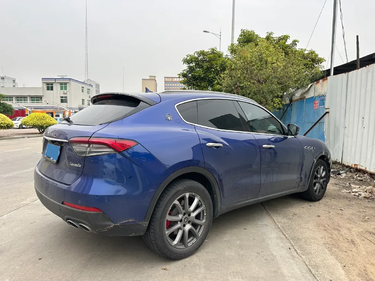 2021 Maserati Levante 3.0T 350HP V6 8AT,autocango,china used car exporter,china ev exporter,chinese used car exporter,chinese used ev exporter