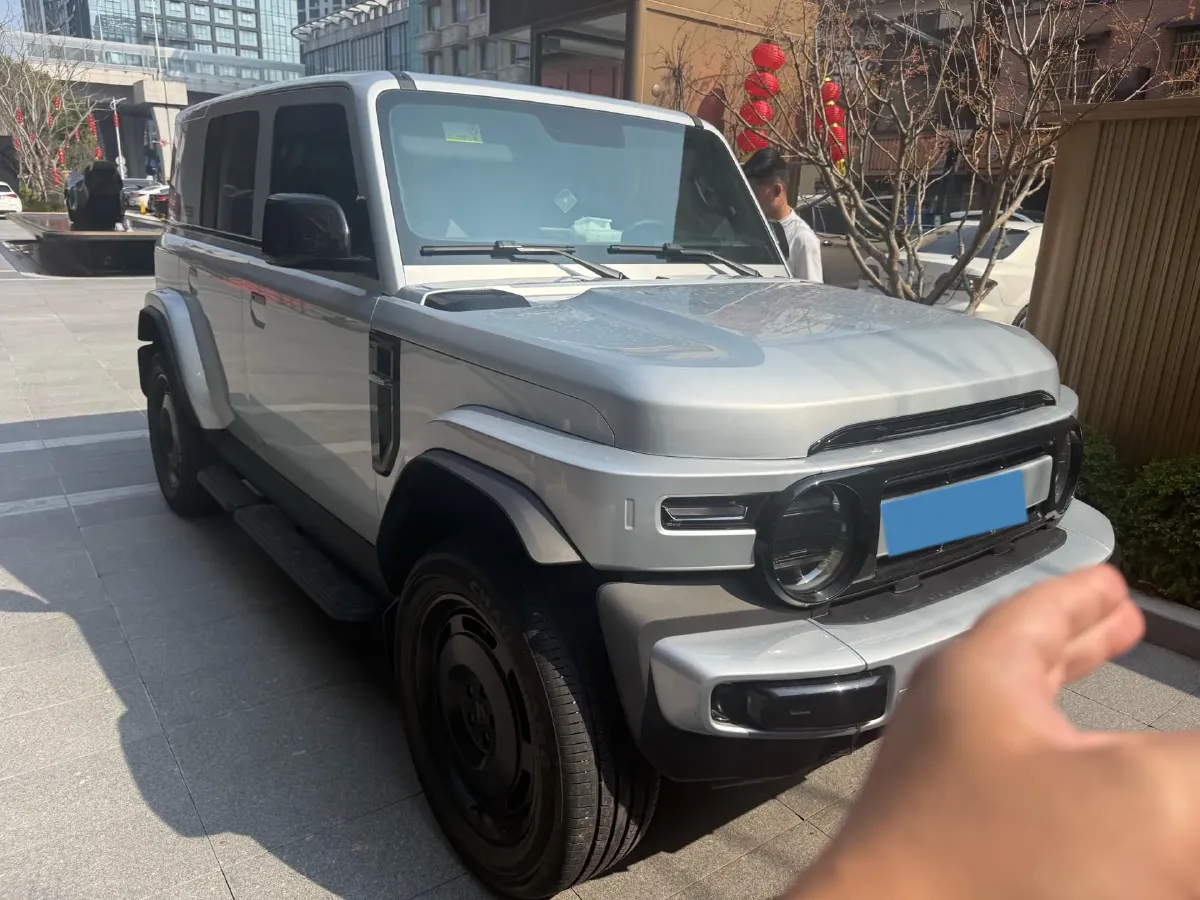 2025 Yufeng Auto Golden Warehouse BEV,autocango,china used car exporter,china ev exporter,chinese used car exporter,chinese used ev exporter