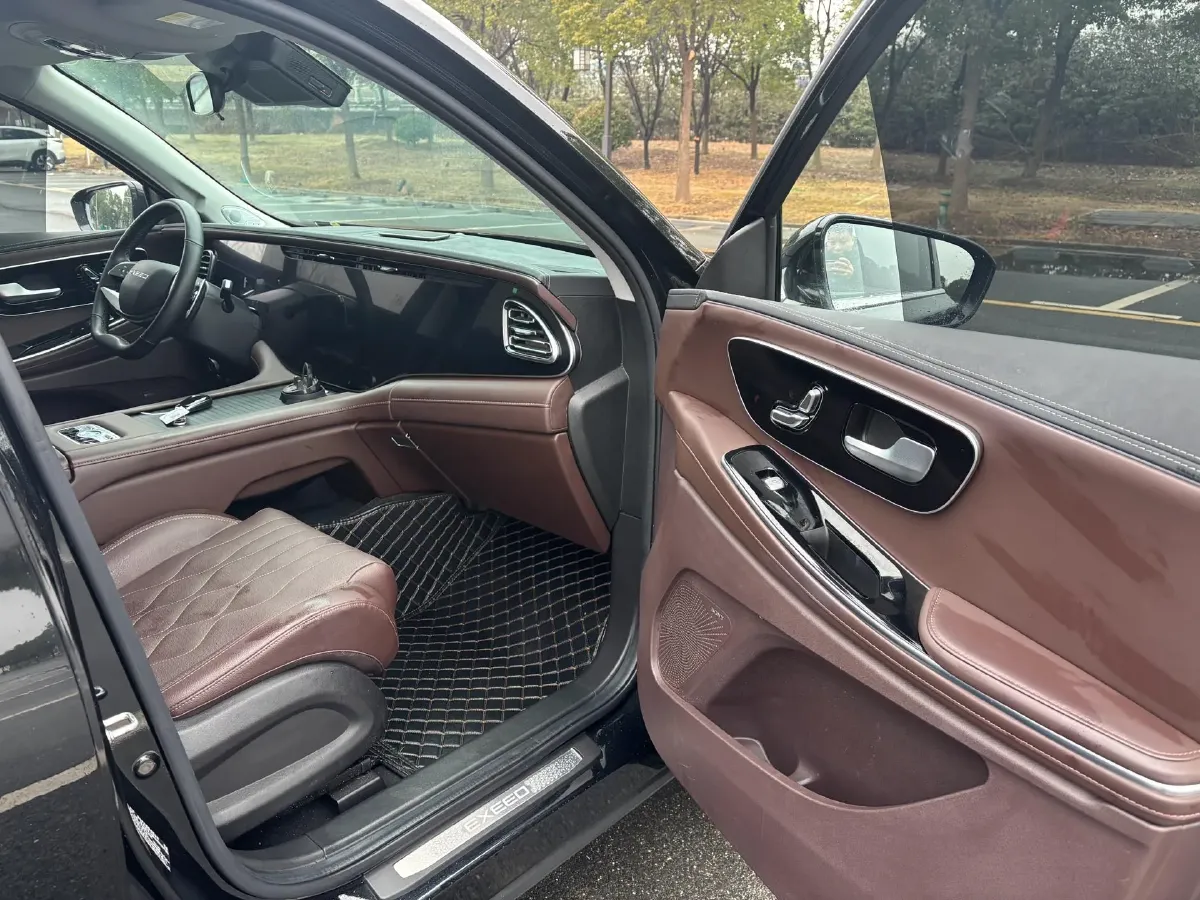 2025 Exceed VX 2.0T 261HP L4 8AT,autocango,china used car exporter,china ev exporter,chinese used car exporter,chinese used ev exporter