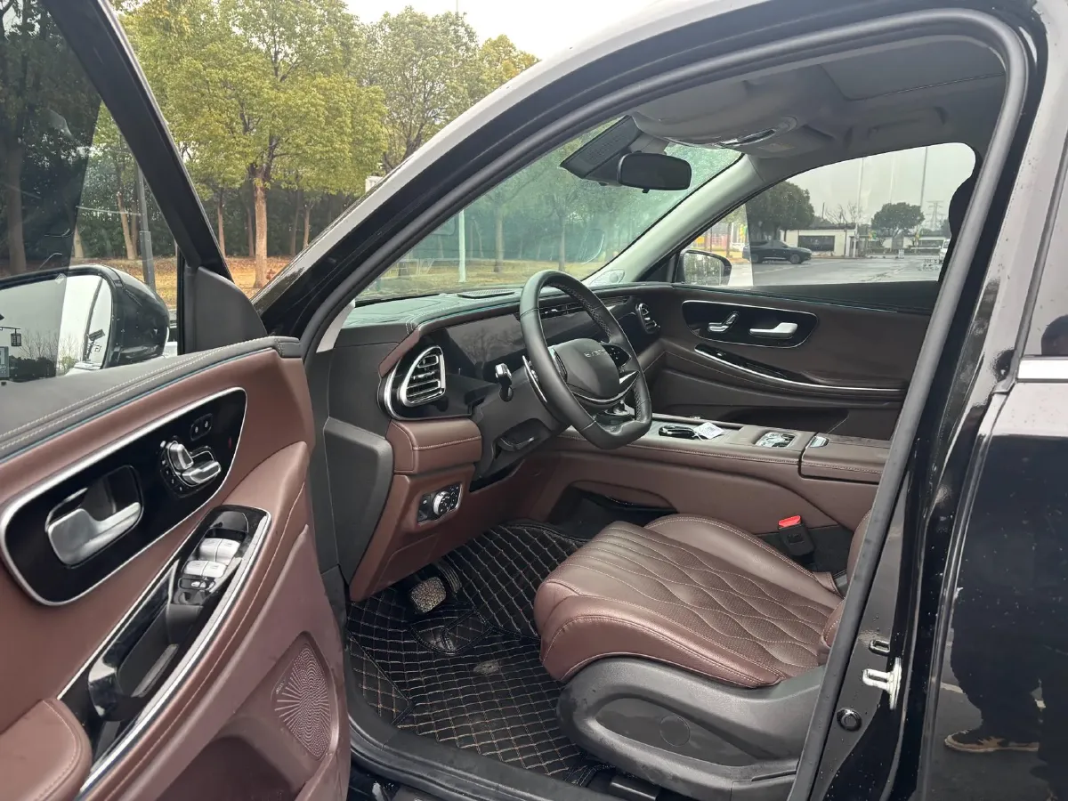 2025 Exceed VX 2.0T 261HP L4 8AT,autocango,china used car exporter,china ev exporter,chinese used car exporter,chinese used ev exporter