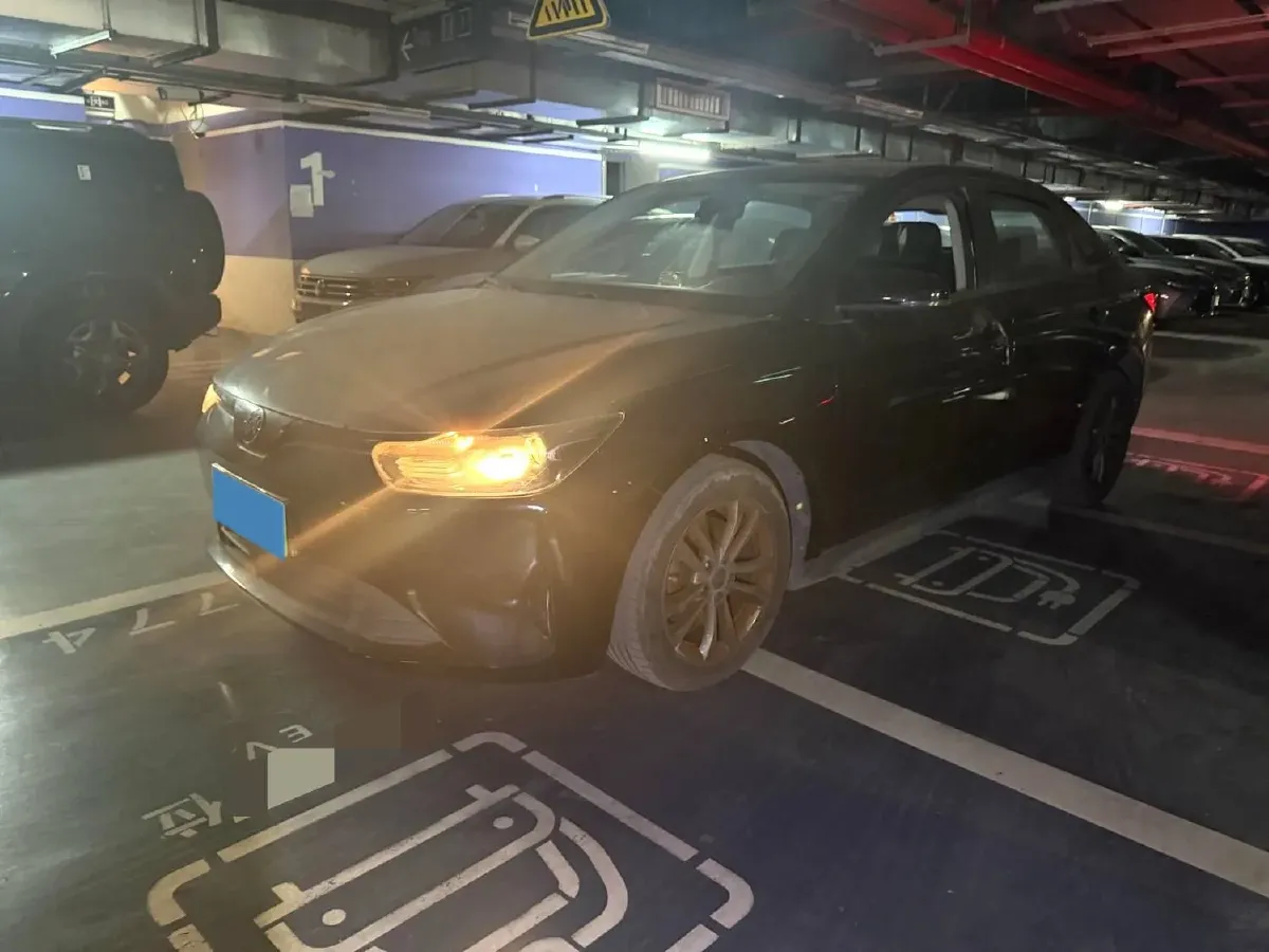 2021 Weltmeister E.5 BEV 49.92KWH,autocango,china used car exporter,china ev exporter,chinese used car exporter,chinese used ev exporter