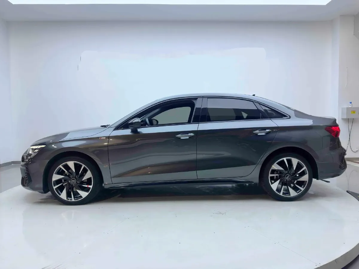 2021 Audi A3 1.4T 150HP L4 7DCT,autocango,china used car exporter,china ev exporter,chinese used car exporter,chinese used ev exporter