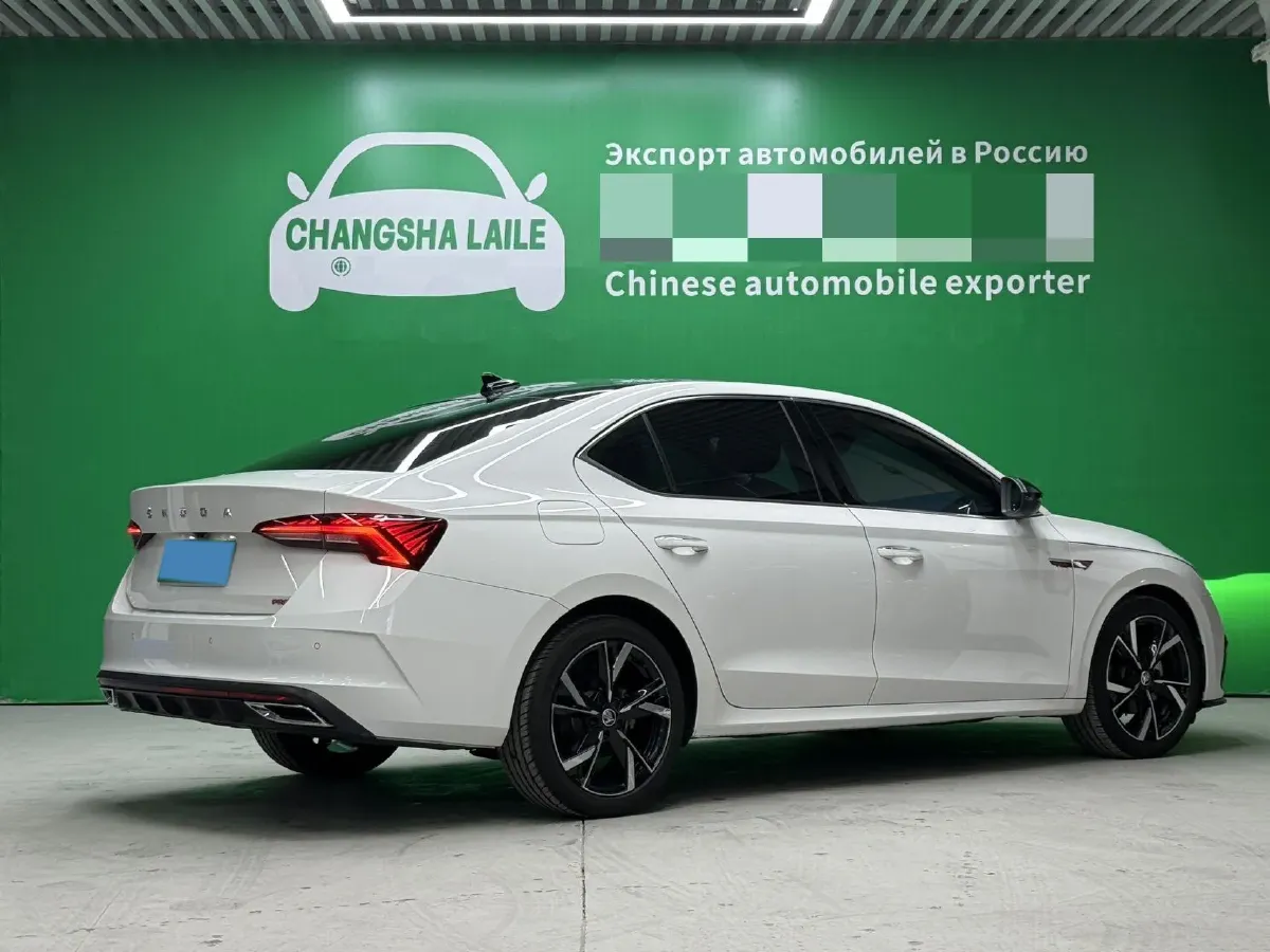 2022 Skoda Octavia 1.4T 150HP L4 7DCT,autocango,china used car exporter,china ev exporter,chinese used car exporter,chinese used ev exporter