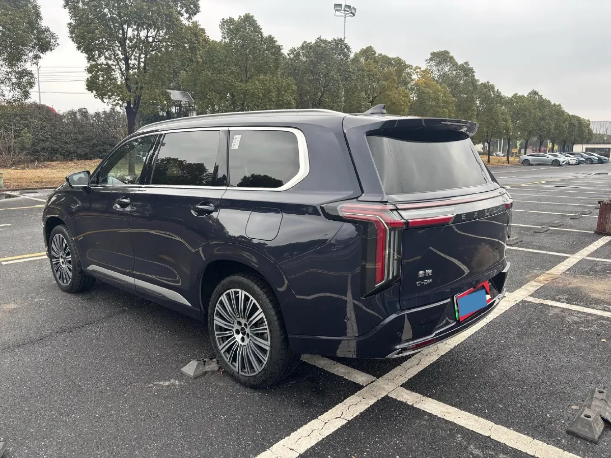 2025 Exceed VXC-DM 1.5T 156HP L4 3DHT PHEV 34.46KWH,autocango,china used car exporter,china ev exporter,chinese used car exporter,chinese used ev exporter