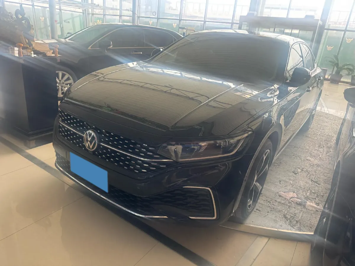 2026 Volkswagen Passat 2.0T 186HP L4 7DCT,autocango,china used car exporter,china ev exporter,chinese used car exporter,chinese used ev exporter