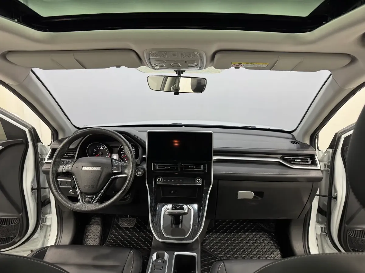 2021 Haval M6 1.5T 150HP L4 7DCT,autocango,china used car exporter,china ev exporter,chinese used car exporter,chinese used ev exporter