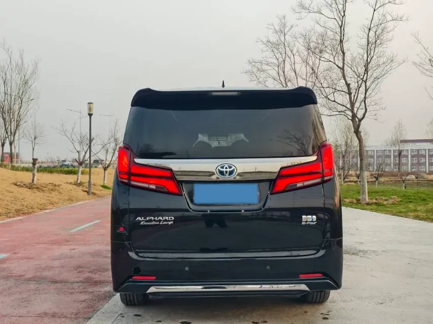 2023 Toyota Alphard 2.5L 117HP L4 E-CVT Hybrid,autocango,china used car exporter,china ev exporter,chinese used car exporter,chinese used ev exporter