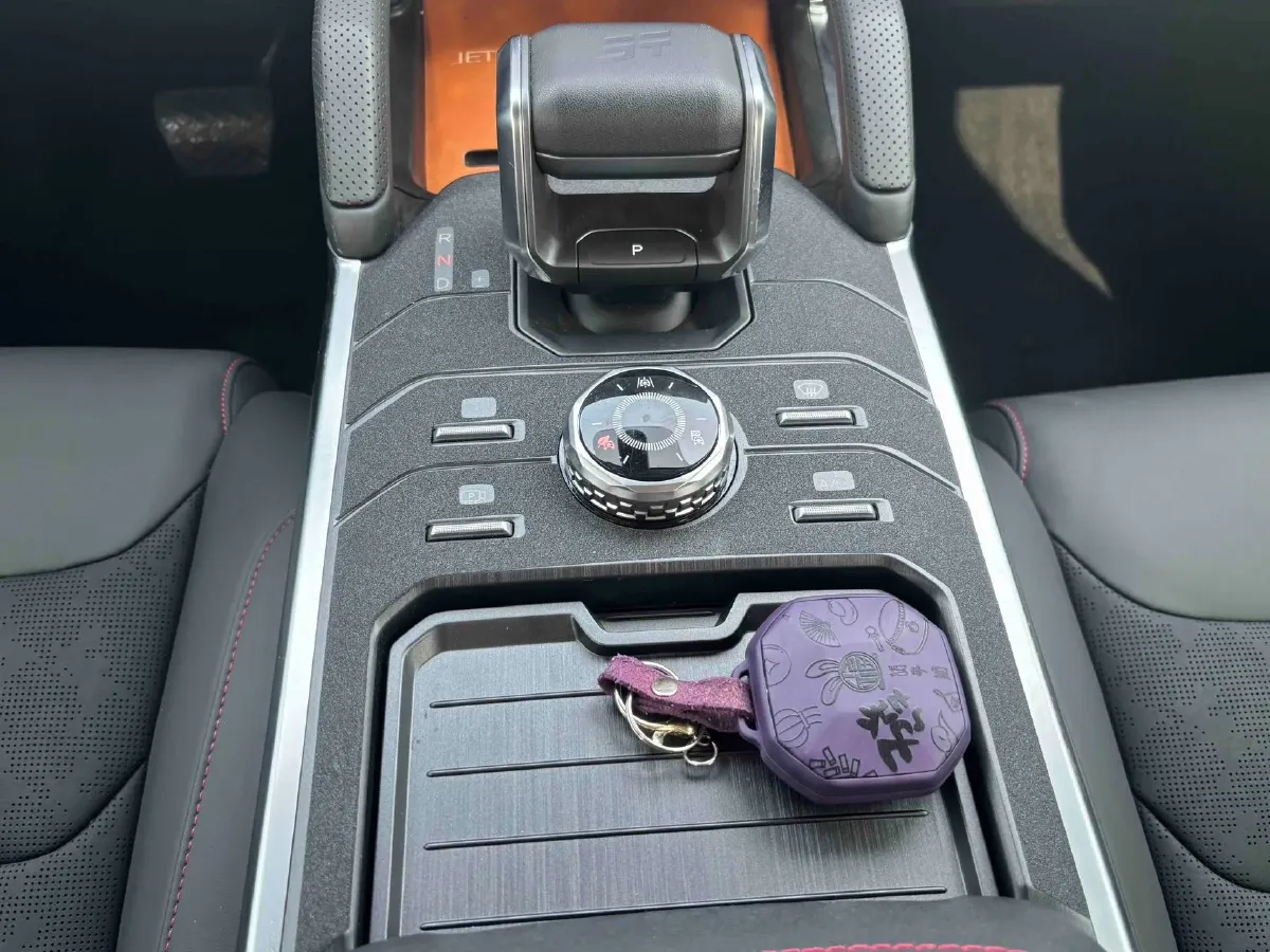 2023 Jetour Traveller 1.5T 184HP L4 7DCT,autocango,china used car exporter,china ev exporter,chinese used car exporter,chinese used ev exporter