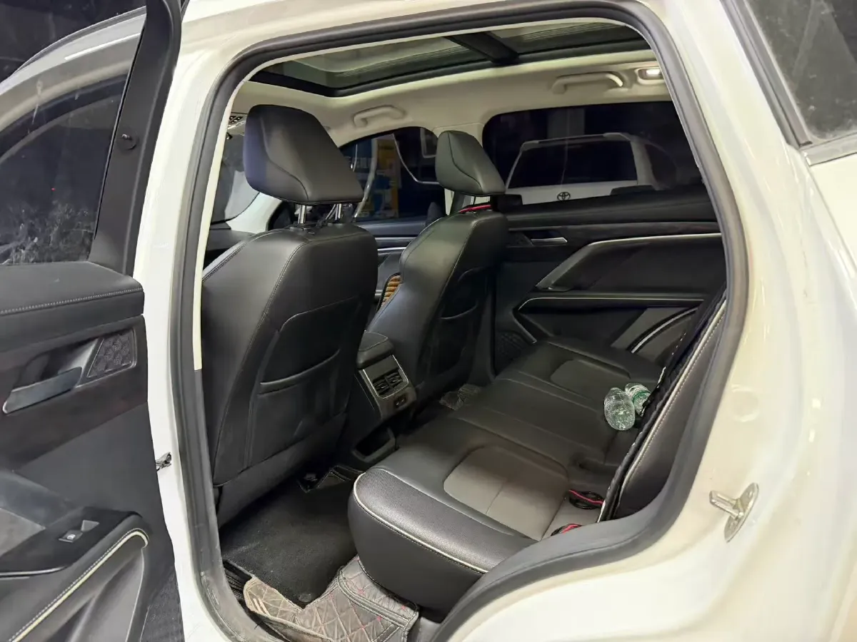 2021 Haval H6 1.5T 169HP L4 7DCT,autocango,china used car exporter,china ev exporter,chinese used car exporter,chinese used ev exporter