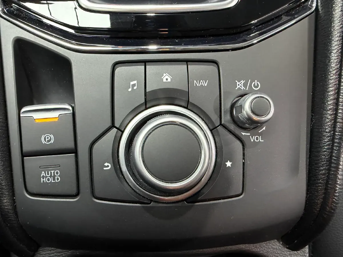 2022 MAXUS XinTu V90 2.0T 150HP L4 6AT,autocango,china used car exporter,china ev exporter,chinese used car exporter,chinese used ev exporter