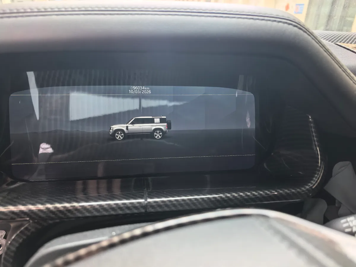 2021 Land Rover Defender 3.0T 400HP L6 8AT,autocango,china used car exporter,china ev exporter,chinese used car exporter,chinese used ev exporter