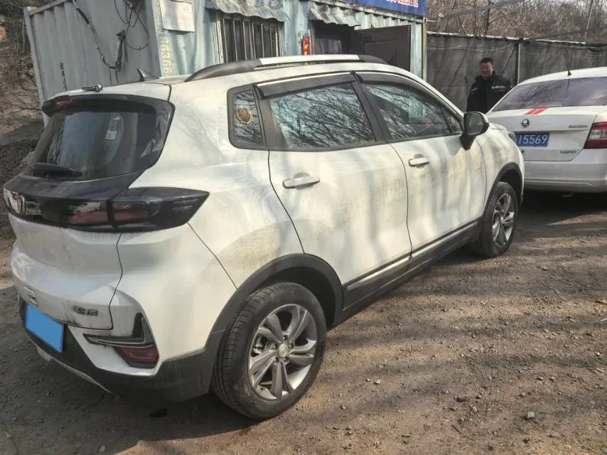 2021 ChangAn CS15 1.5L 107HP L4 5DCT,autocango,china used car exporter,china ev exporter,chinese used car exporter,chinese used ev exporter