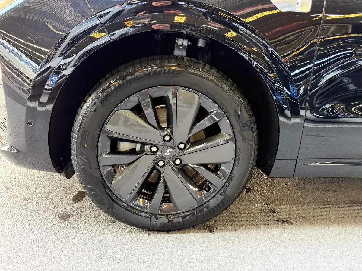 2025 Li L6 Range Extended 154HP L4 REEV,autocango,china used car exporter,china ev exporter,chinese used car exporter,chinese used ev exporter