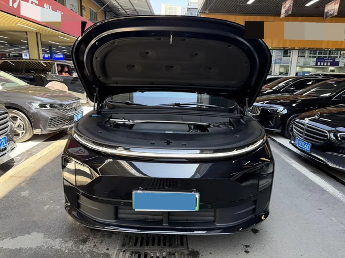 2025 Li L6 Range Extended 154HP L4 REEV,autocango,china used car exporter,china ev exporter,chinese used car exporter,chinese used ev exporter