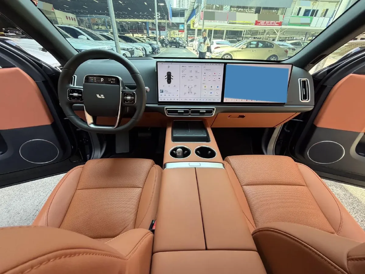 2025 Li L6 Range Extended 154HP L4 REEV,autocango,china used car exporter,china ev exporter,chinese used car exporter,chinese used ev exporter