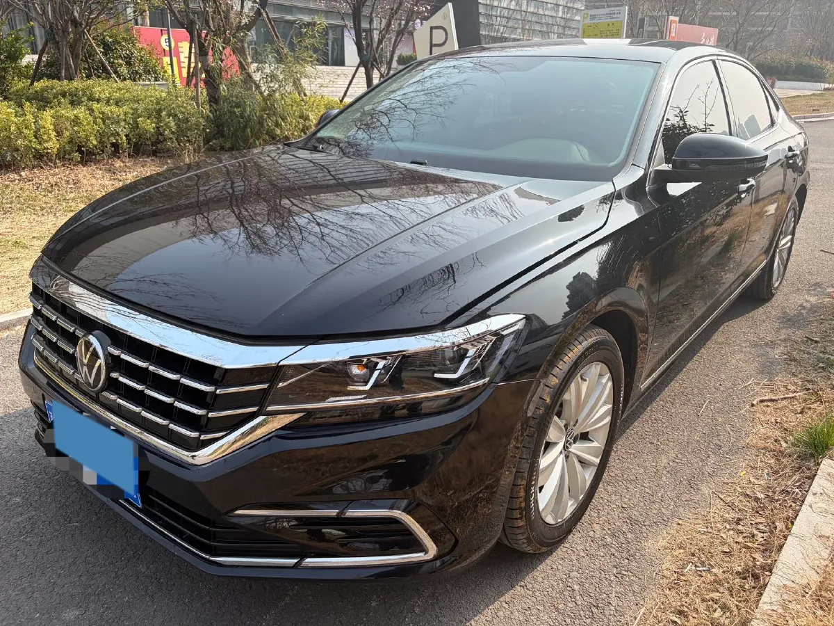 2021 Volkswagen Passat 2.0T 186HP L4 7DCT,autocango,china used car exporter,china ev exporter,chinese used car exporter,chinese used ev exporter