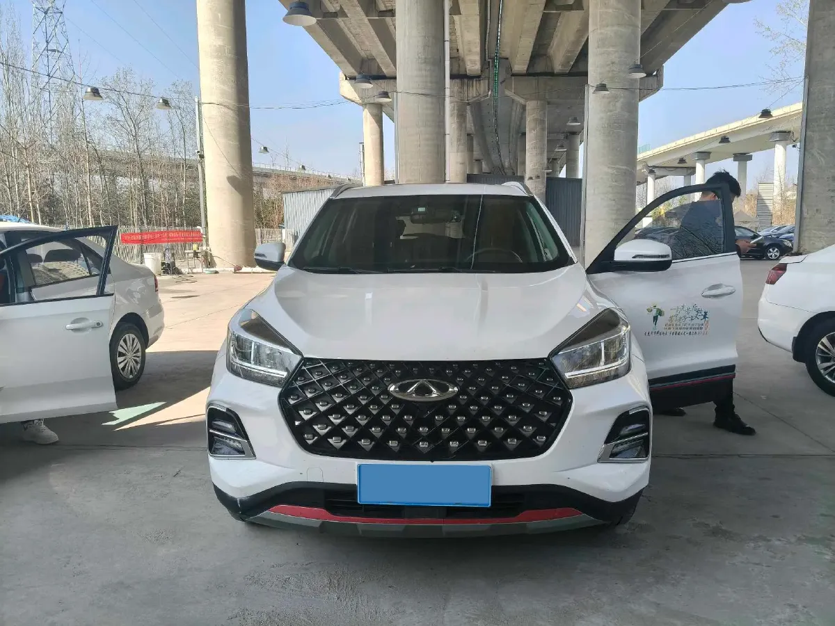 2022 Chery Tiggo 5x 1.5L 116HP L4 CVT,autocango,china used car exporter,china ev exporter,chinese used car exporter,chinese used ev exporter