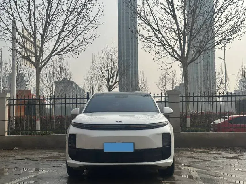 2024 Li L6 Range Extended 154HP L4 REEV 36.8KWH,autocango,china used car exporter,china ev exporter,chinese used car exporter,chinese used ev exporter