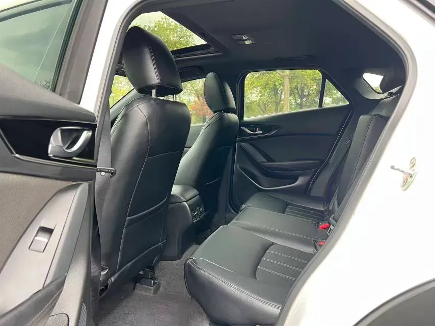 2020 Mazda CX-4 2.0L 158HP L4 6AT,autocango,china used car exporter,china ev exporter,chinese used car exporter,chinese used ev exporter