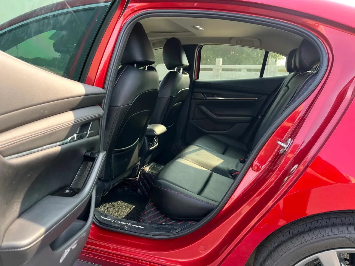 2021 Mazda 3 Axela 2.0L 158HP L4 6AT,autocango,china used car exporter,china ev exporter,chinese used car exporter,chinese used ev exporter