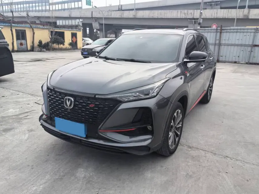2020 ChangAn CS75 Plus 2.0T 233HP L4 8AT,autocango,china used car exporter,china ev exporter,chinese used car exporter,chinese used ev exporter