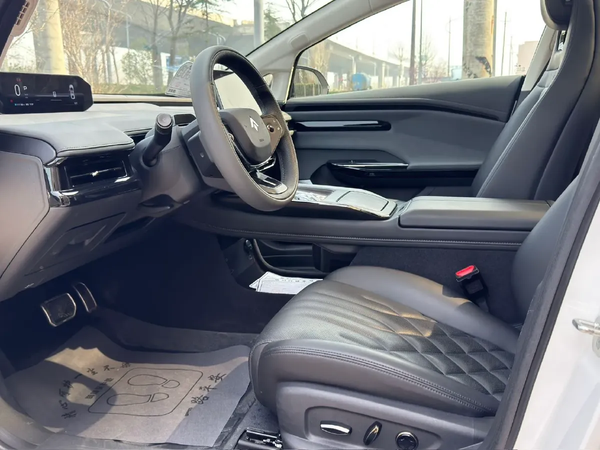 2024 HYPTEC GT BEV 80KWH,autocango,china used car exporter,china ev exporter,chinese used car exporter,chinese used ev exporter