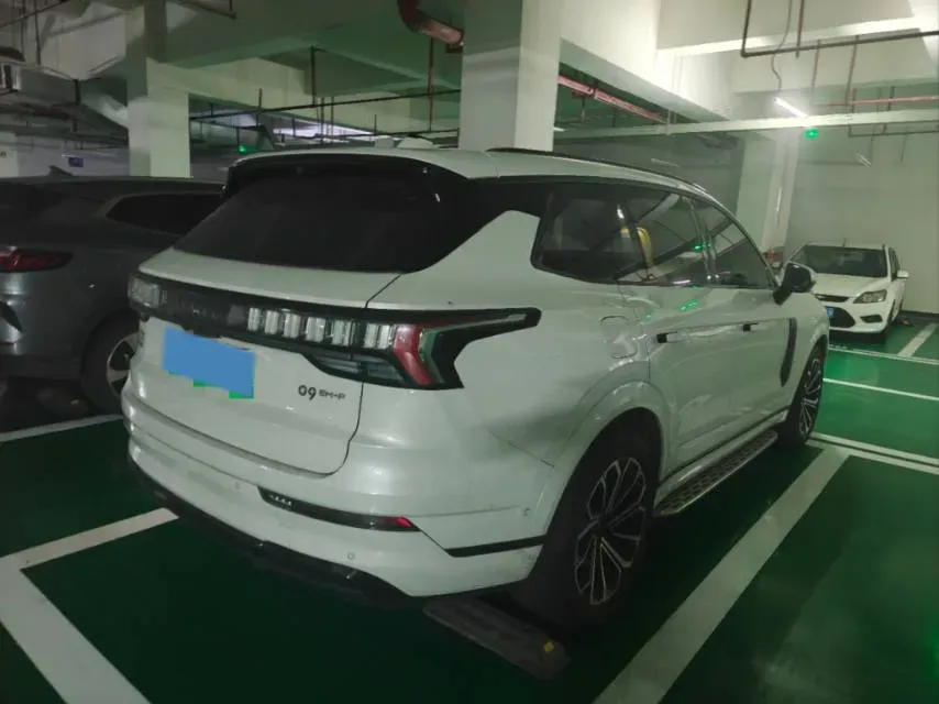 2023 LYNK&CO 09 EM-P 2.0T 254HP L4 3DHT PHEV 40.1KWH,autocango,china used car exporter,china ev exporter,chinese used car exporter,chinese used ev exporter