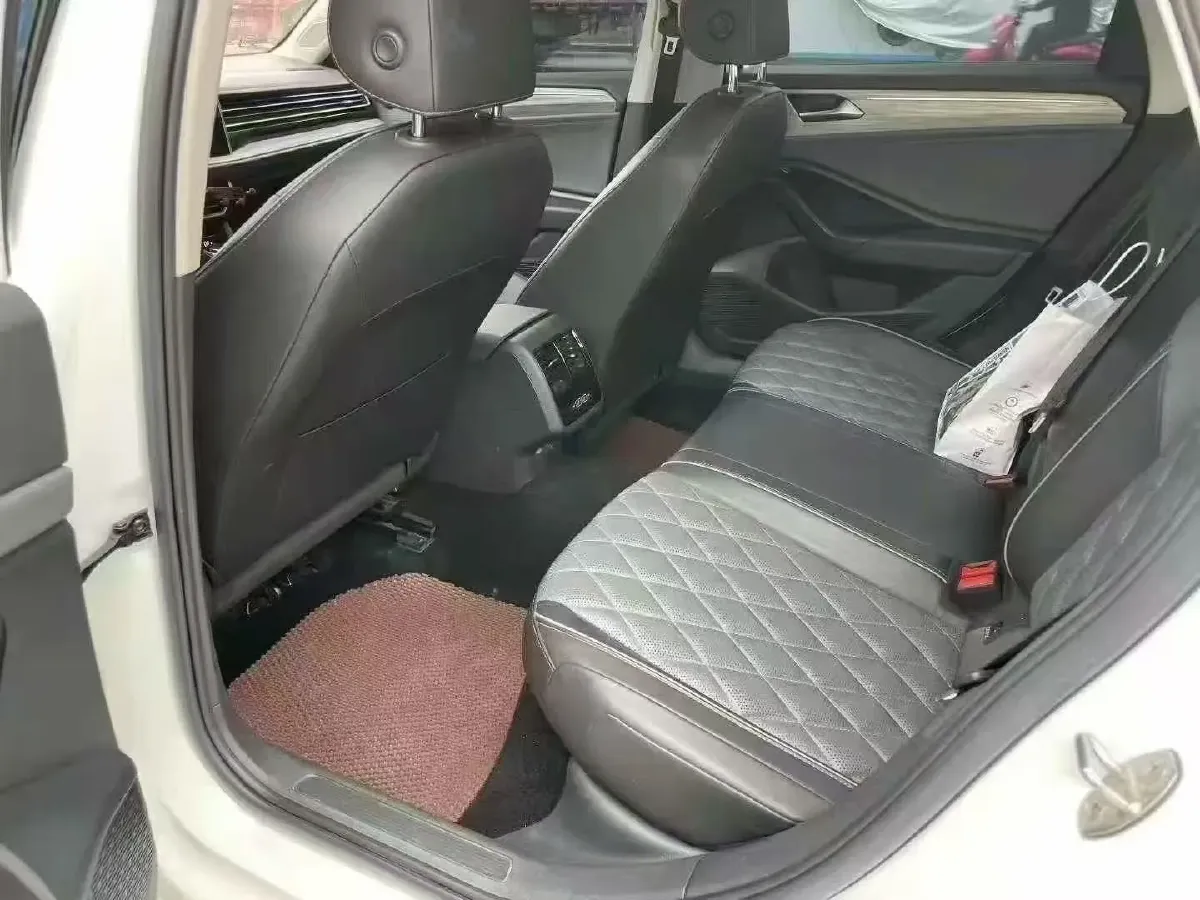 2023 Volkswagen Sagitar 1.2T 116HP L4 7DCT,autocango,china used car exporter,china ev exporter,chinese used car exporter,chinese used ev exporter