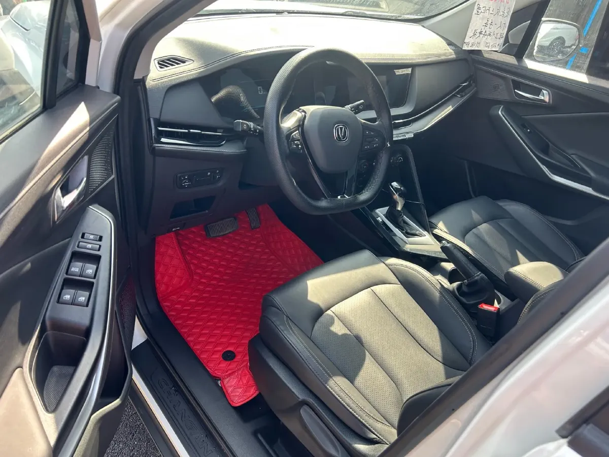 2021 ChangAn CS15 1.5L 107HP L4 5DCT,autocango,china used car exporter,china ev exporter,chinese used car exporter,chinese used ev exporter