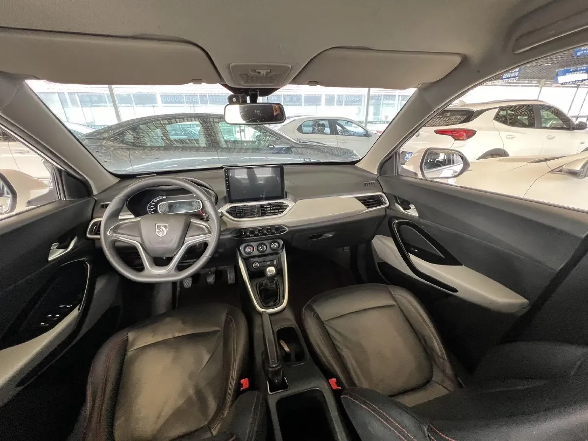 2021 BaoJun 510 1.5L 99HP L4 6MT,autocango,china used car exporter,china ev exporter,chinese used car exporter,chinese used ev exporter