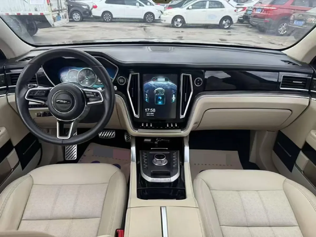 2017 Zotye T700 1.8T 177HP L4 6DCT,autocango,china used car exporter,china ev exporter,chinese used car exporter,chinese used ev exporter