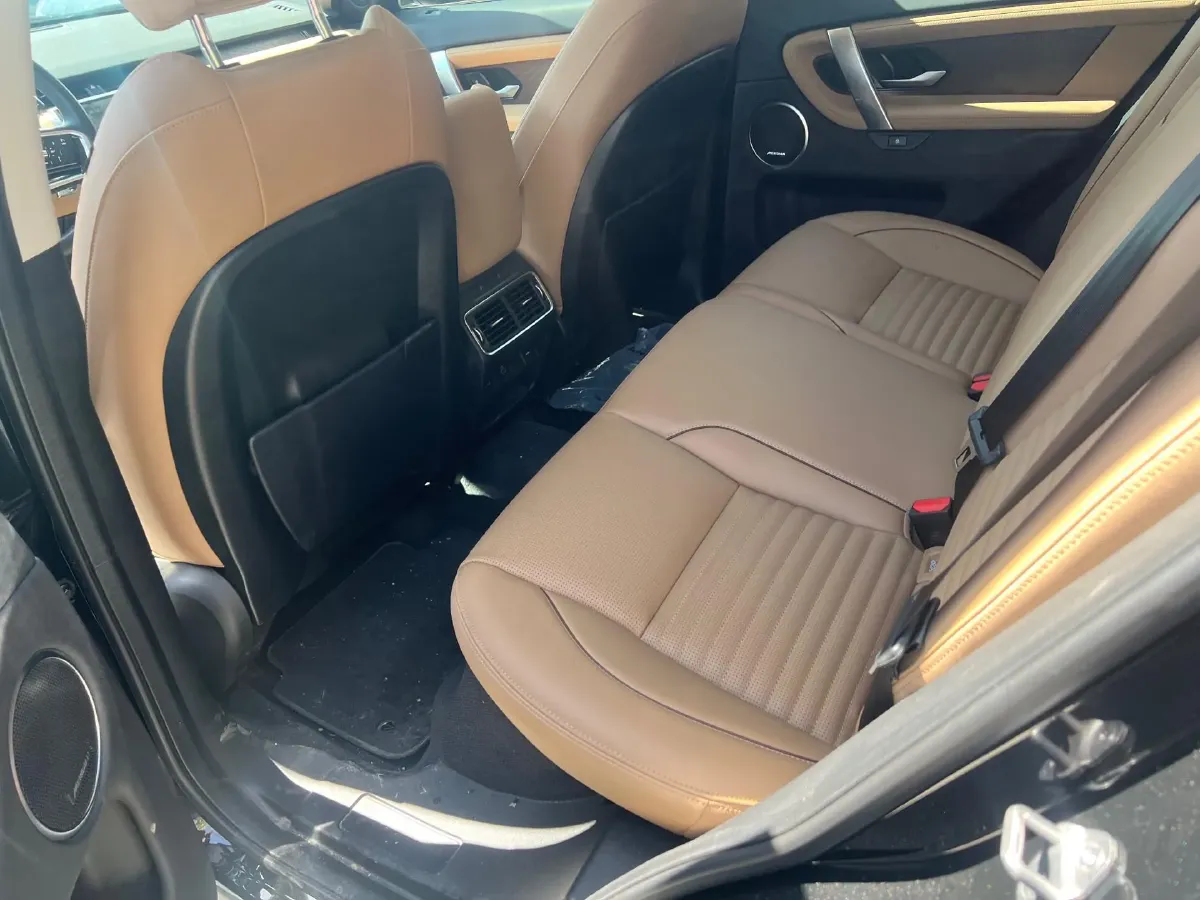 2024 Land Rover Discovery Sport 2.0T 249HP L4 9AT,autocango,china used car exporter,china ev exporter,chinese used car exporter,chinese used ev exporter