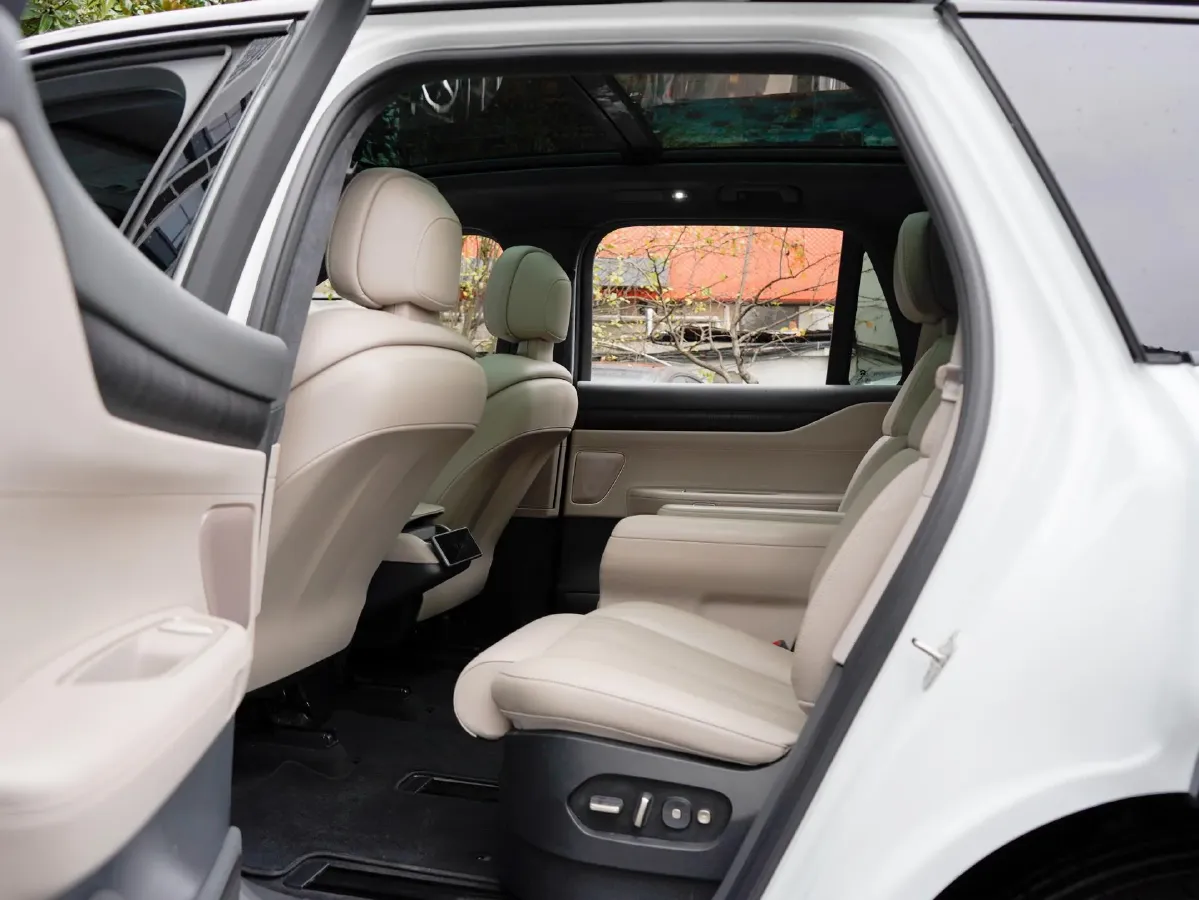 2024 NIO ES8 BEV 75KWH,autocango,china used car exporter,china ev exporter,chinese used car exporter,chinese used ev exporter