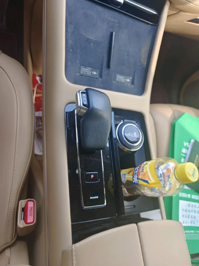 2024 AITO AITO M7 1.5T 152HP L4 REEV 42KWH,autocango,china used car exporter,china ev exporter,chinese used car exporter,chinese used ev exporter