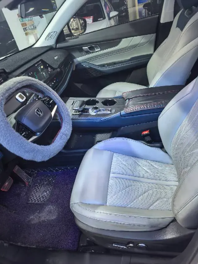 2023 ChangAn UNI-K iDD 1.5T 170HP L4 6TCT PHEV 28.39KWH,autocango,china used car exporter,china ev exporter,chinese used car exporter,chinese used ev exporter