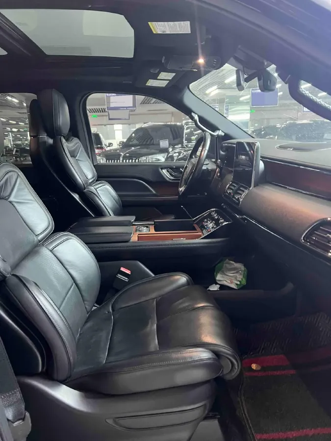 2018 Lincoln Navigator 3.5T 415HP V6 10AT,autocango,china used car exporter,china ev exporter,chinese used car exporter,chinese used ev exporter