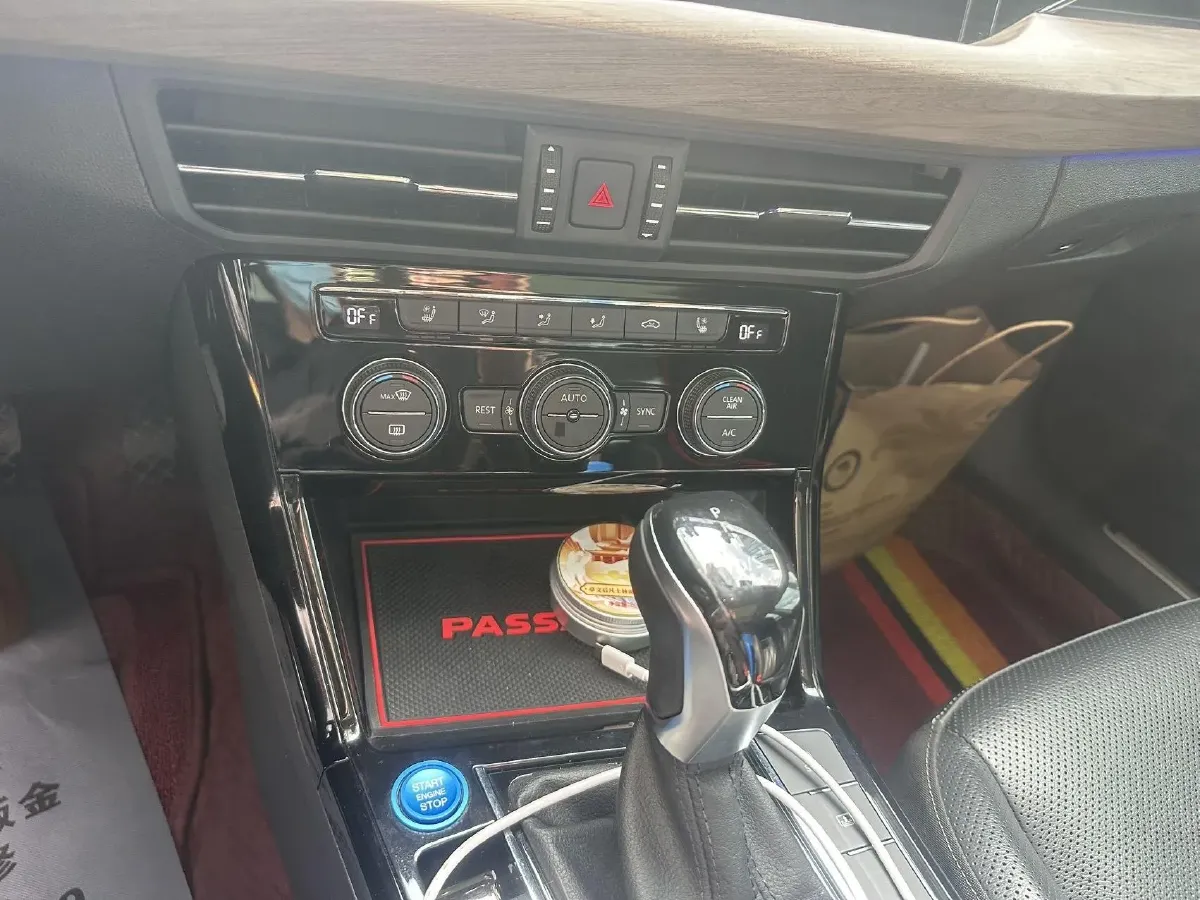 2019 Volkswagen Passat 2.0T 186HP L4 7DCT,autocango,china used car exporter,china ev exporter,chinese used car exporter,chinese used ev exporter