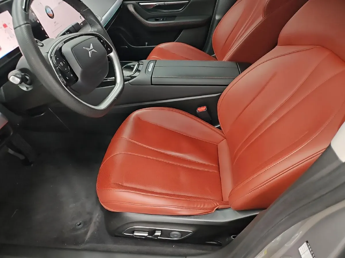 2022 DongFeng Forthing M7 2.0T 224HP L4 8AT,autocango,china used car exporter,china ev exporter,chinese used car exporter,chinese used ev exporter